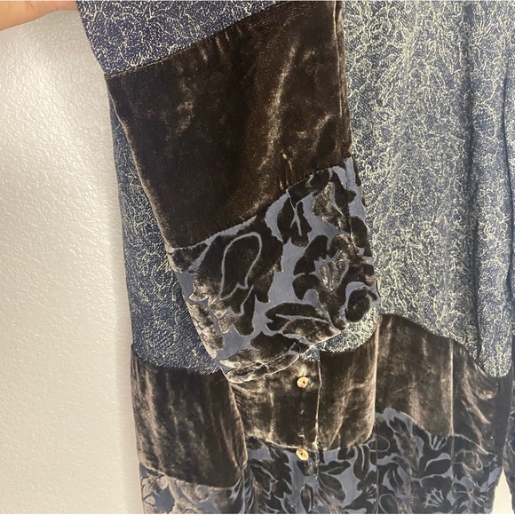 Citron Santa Monica Velvet Lined Multi-media Collared Button Up Blouse / Large - Picture 4 of 6